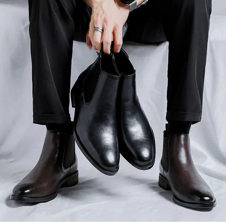 Botas Chelsea de estilo británico