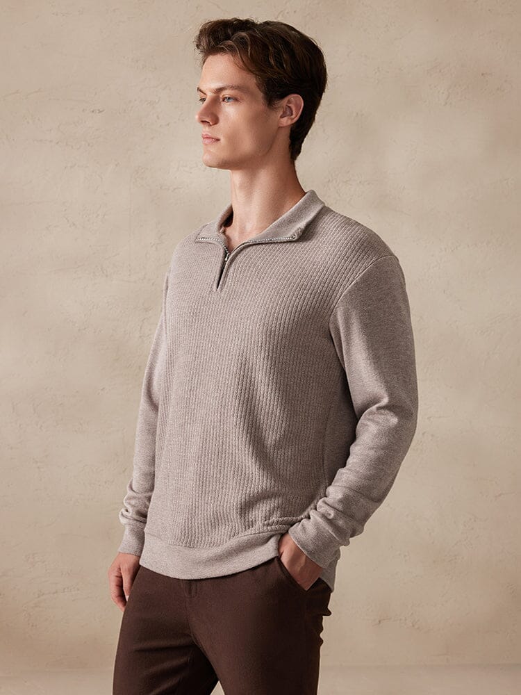 Suéter elástico con cuello polo