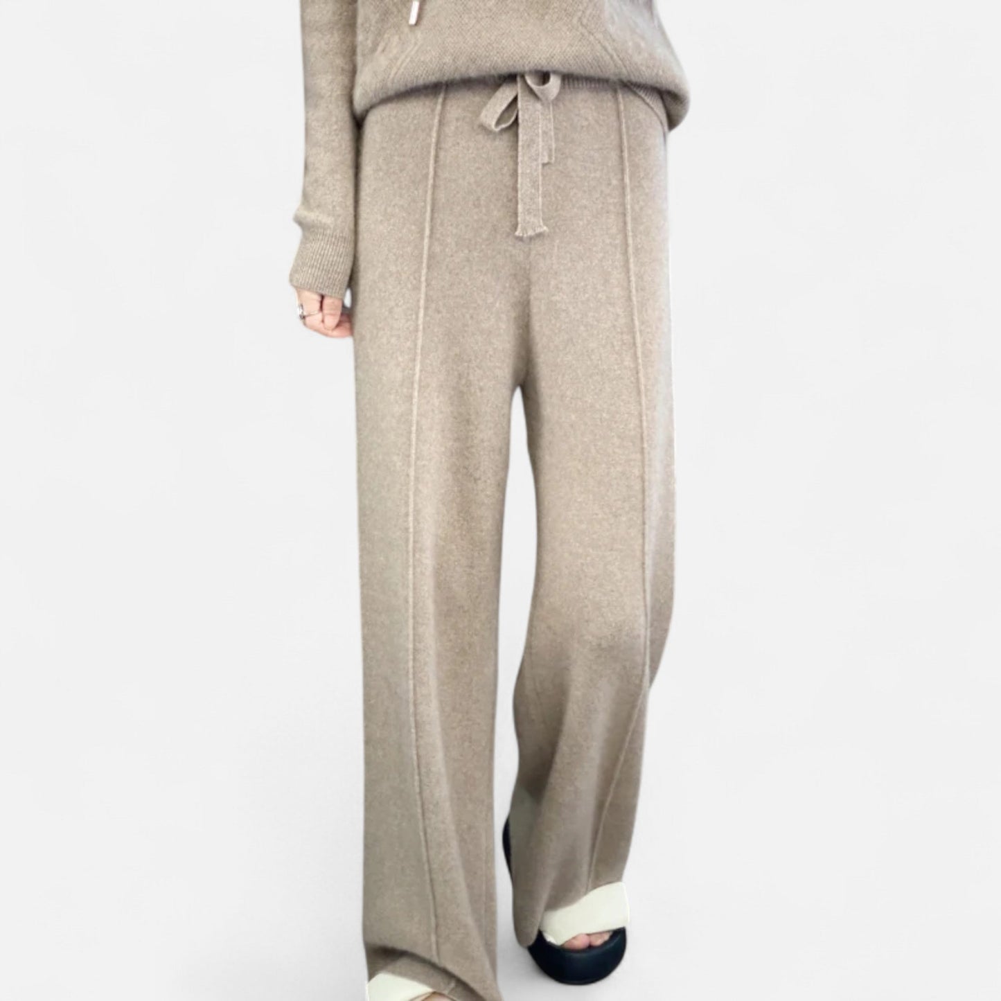 Pantalones con corte relajado