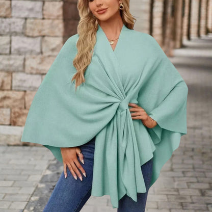 Blusa con capa con nudo frontal