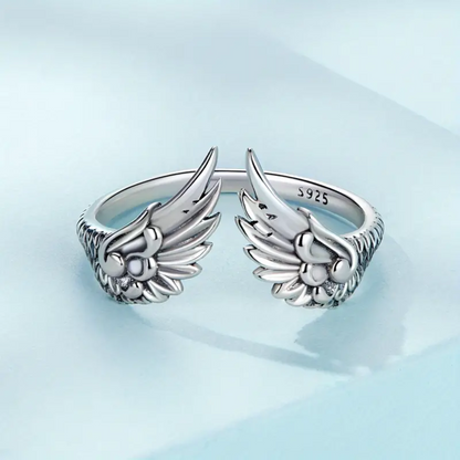 Anillo alado de lujo (ajustable)