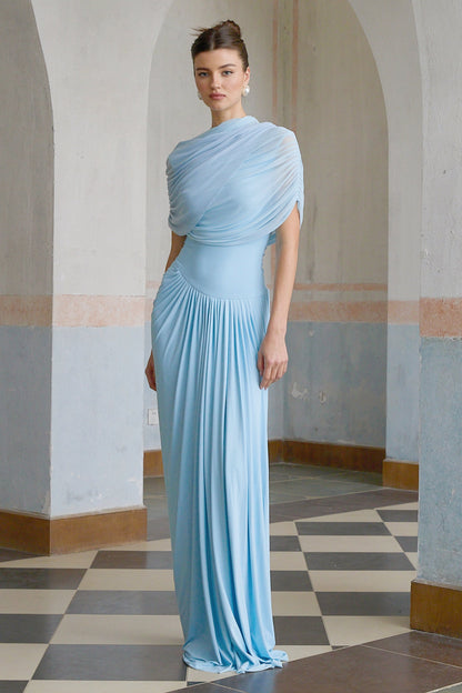 vestido maxi plisado asimétrico