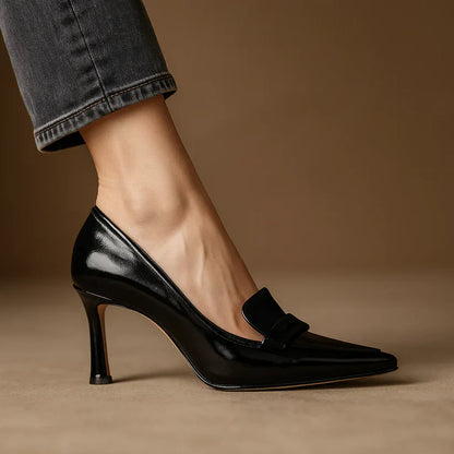 Tacones de aguja con acabado brillante