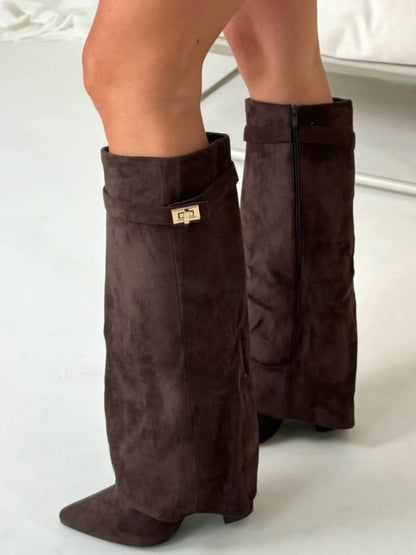 Botas altas  sobre la rodilla con cremallera