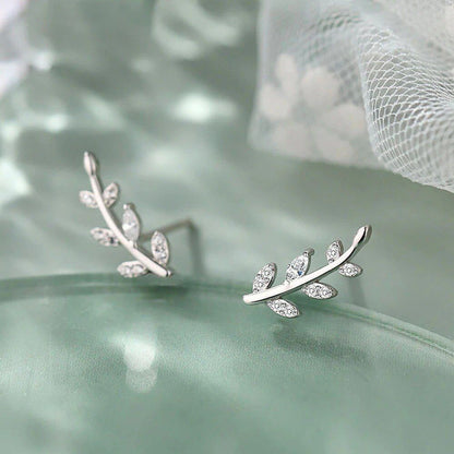 Pendientes de hojas brillantes