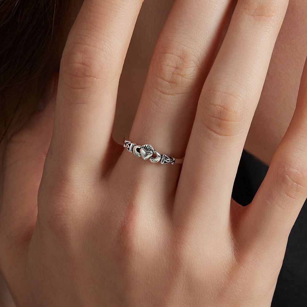 Anillo celta de Claddagh (ajustable)