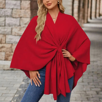 Blusa con capa con nudo frontal