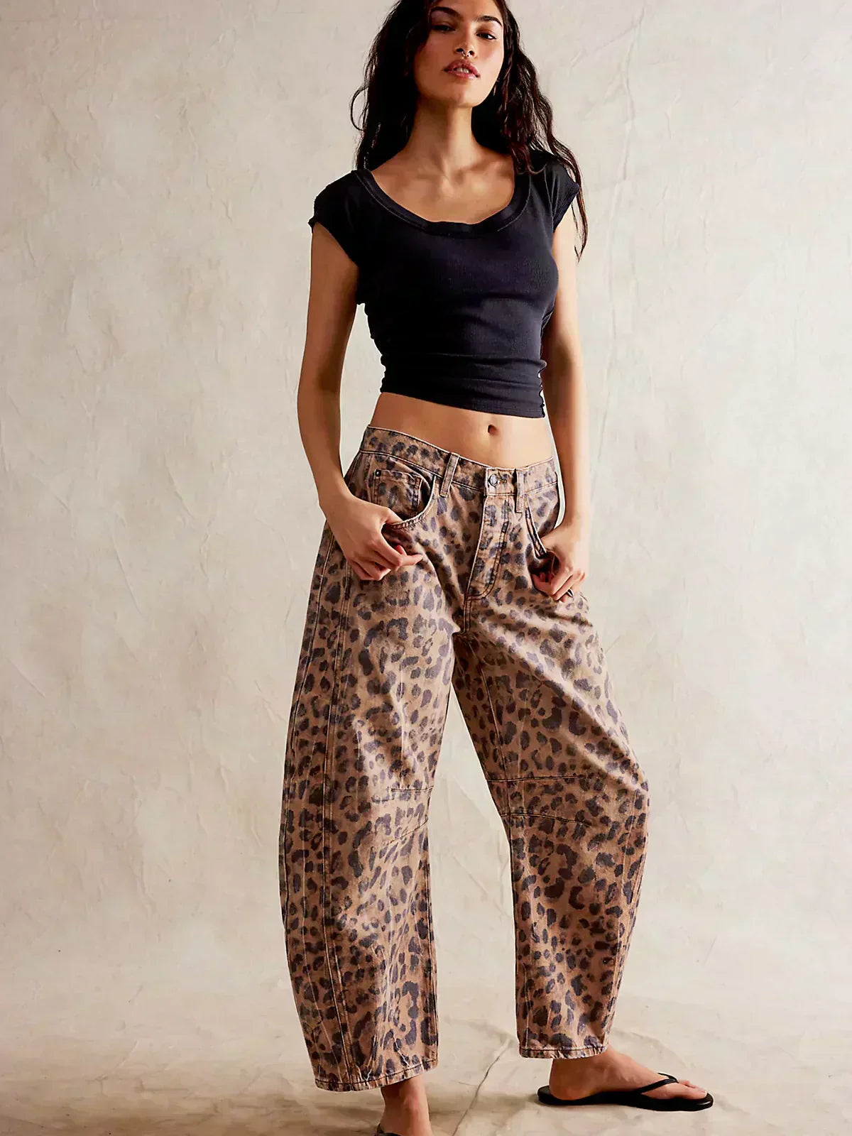 Jeans estampados con pierna ancha