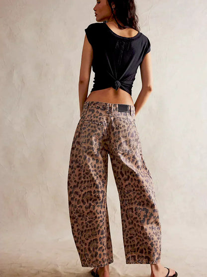 Jeans estampados con pierna ancha