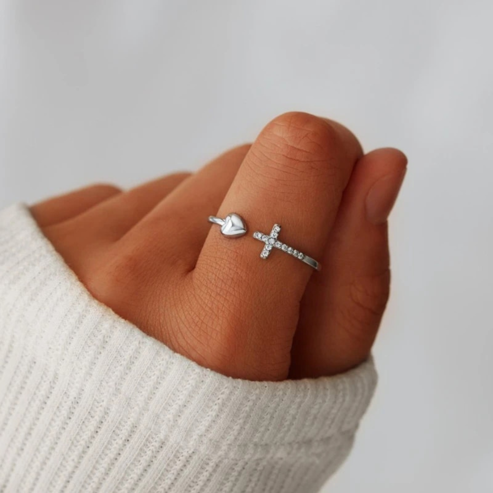 ANILLO DE CORAZÓN (AJUSTABLE)