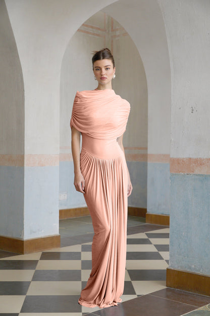 Vestido maxi plisado asimétrico