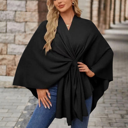 Blusa con capa con nudo frontal