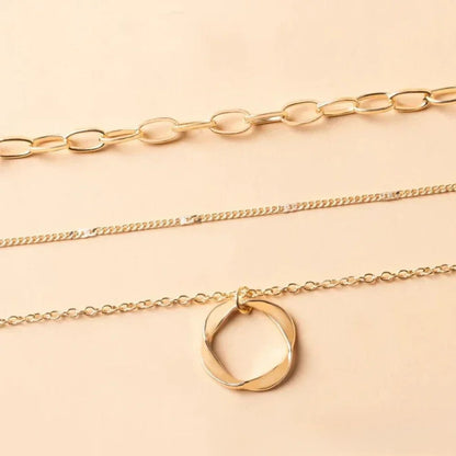Collar en capas dorado de estilo retro