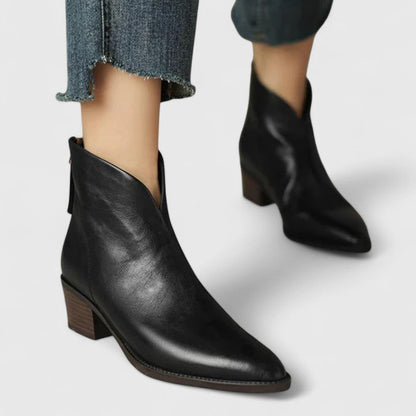 Botines Elegantes con Tacón Ancho