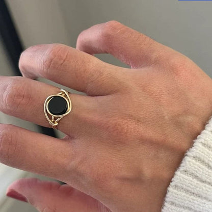 Anillo nudo de ónix negro