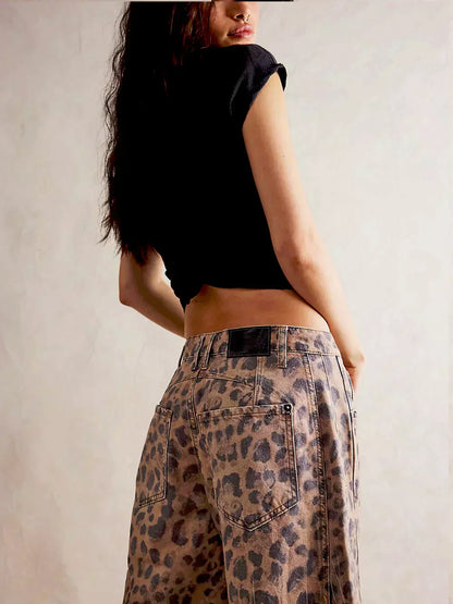 Jeans estampados con pierna ancha