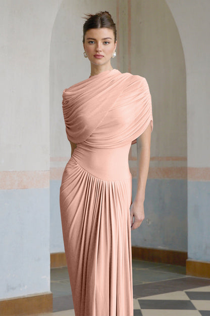 Vestido maxi plisado asimétrico