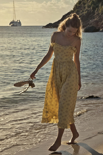 Vestido Midi Floral con Volantes