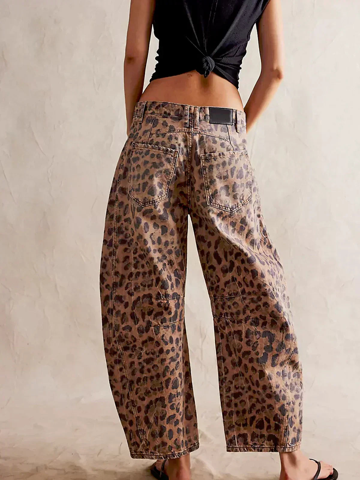 Jeans estampados con pierna ancha