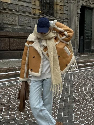 Chaqueta corta para mujer cálida con corte crop