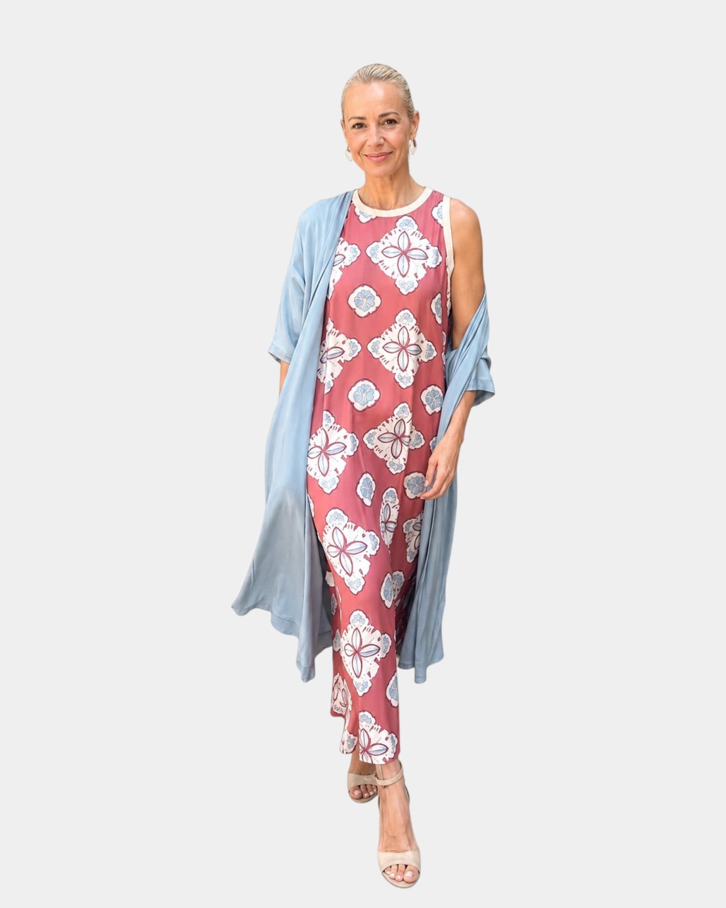 Lynette | Conjunto con vestido y chaleco ligero