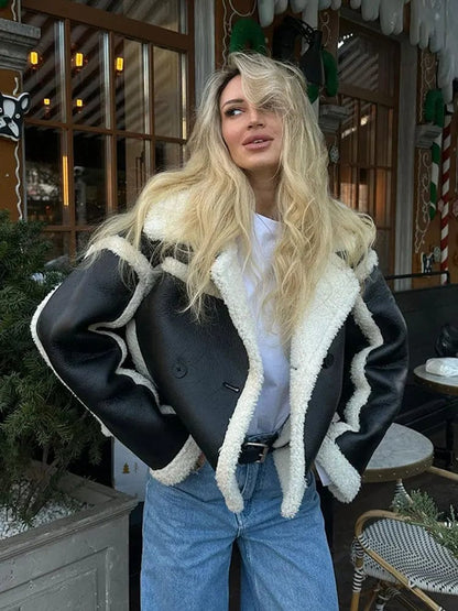 Chaqueta corta para mujer cálida con corte crop
