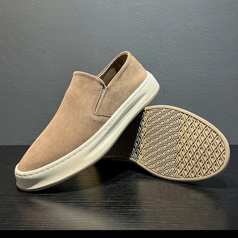 Cómodos mocasines de ante