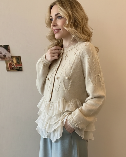 Nina – Cárdigan elegante con volantes