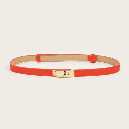 Cinturón de cuero fino y elegante