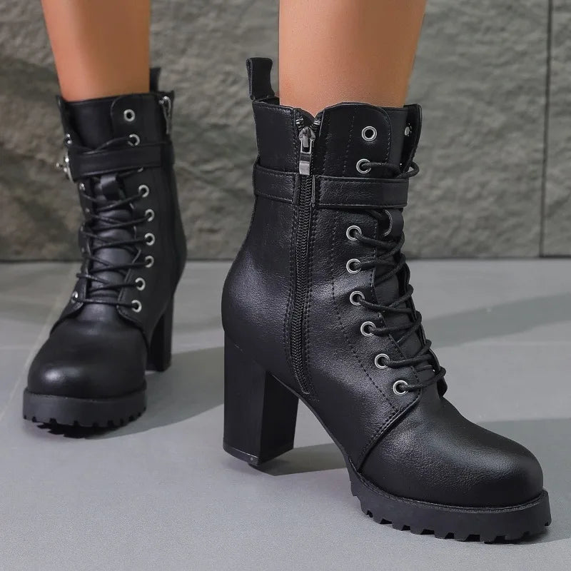 Claudia | Botines de mujer con detalle de hebilla