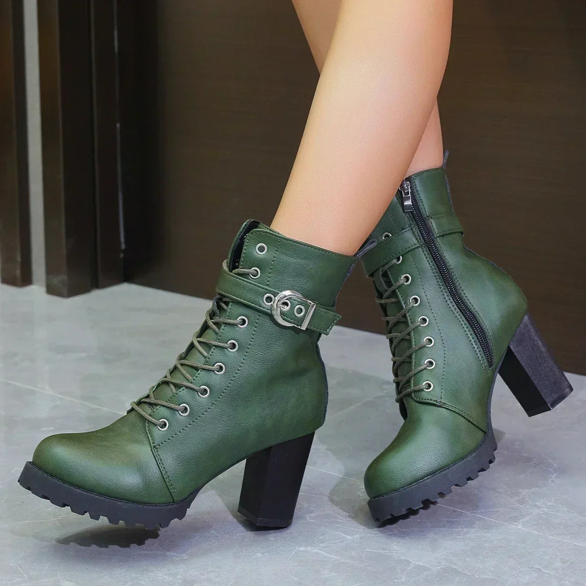 Claudia | Botines de mujer con detalle de hebilla