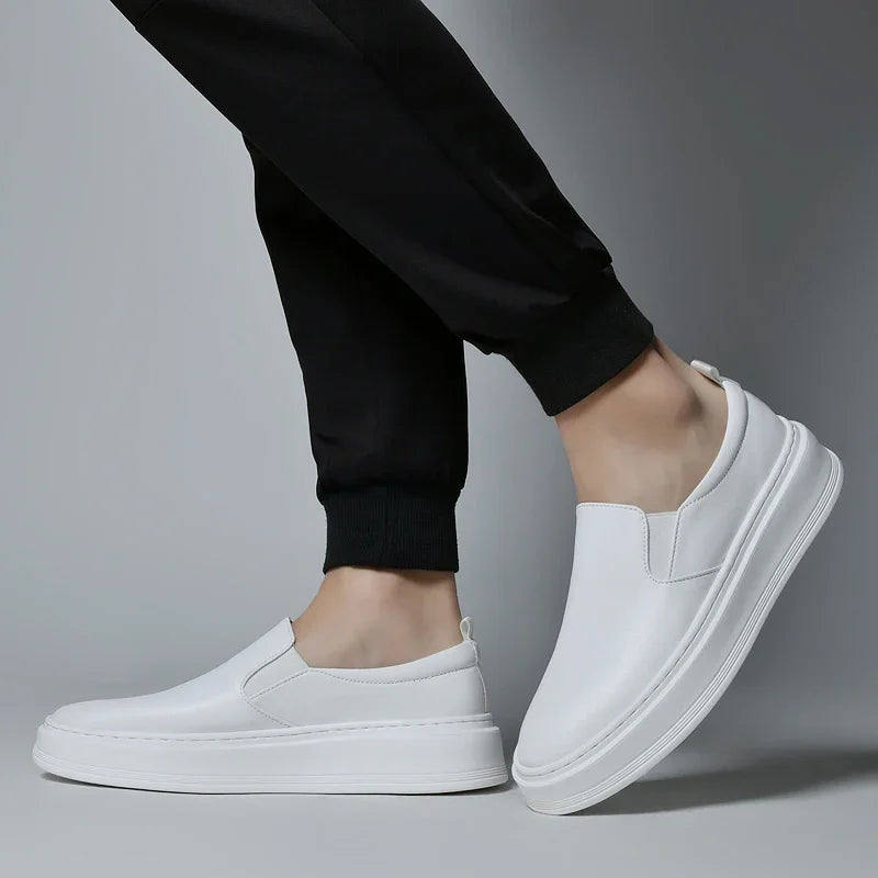 Zapatillas de piel