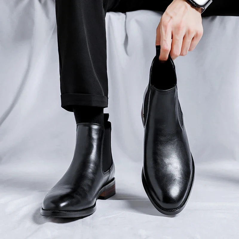 Botas Chelsea de estilo británico