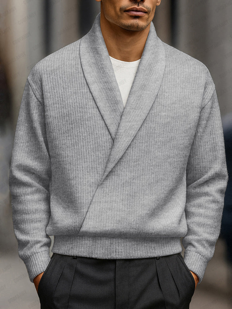 Suéter de punto con cuello de chal elegante