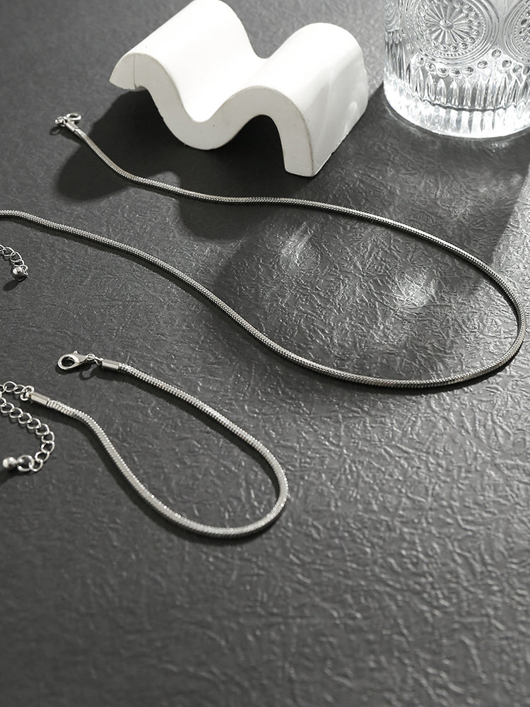 Conjunto de collar y pulsera