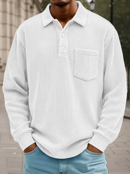 Camisa polo de pana con diseño atemporal