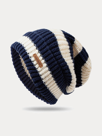 Gorro de punto a rayas cómodo y apilable