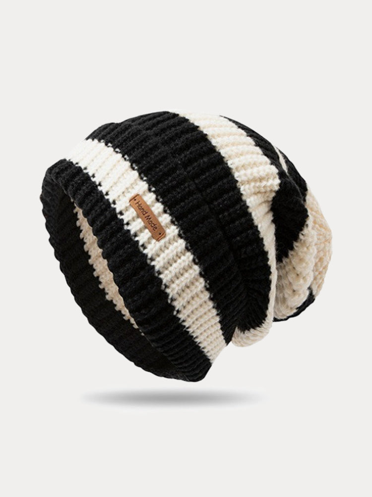 Gorro de punto a rayas cómodo y apilable