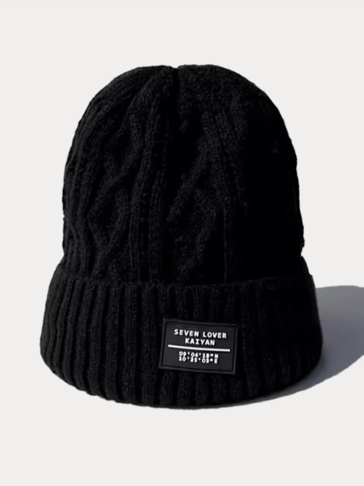 Gorro de punto y etiqueta elegante