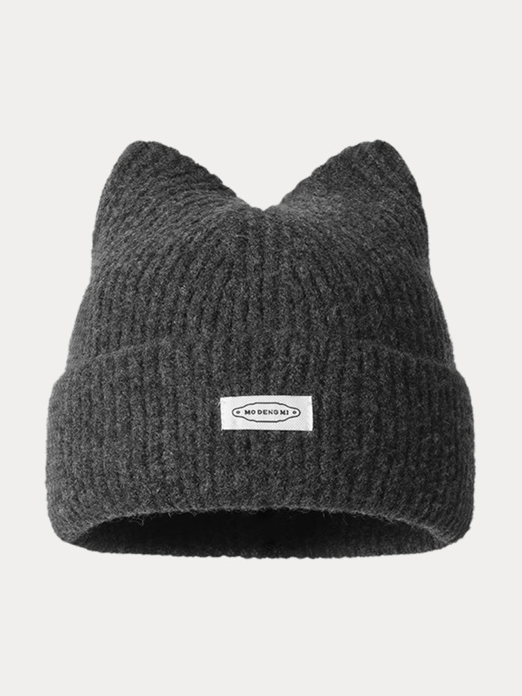 Gorro de peluche a la moda