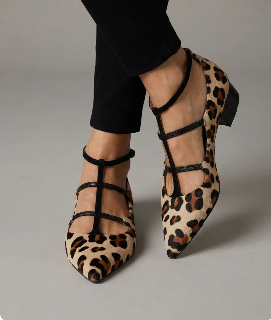 Bridget - Zapatos de tacón con correa estampada de leopardo
