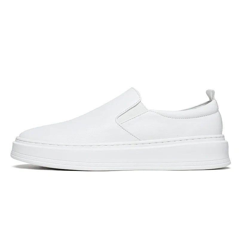 Zapatillas de piel