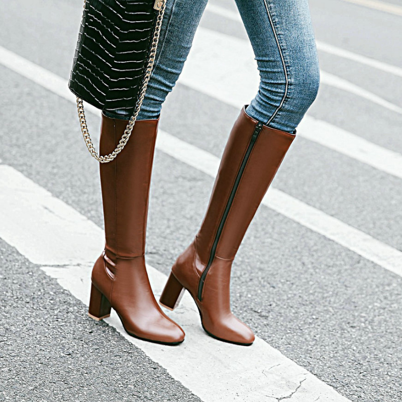 Botas de mujer elegantes