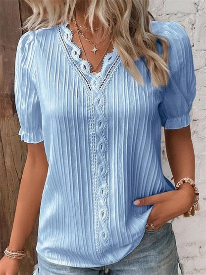 Pilar - Blusa plisada con encaje y manga abullonada