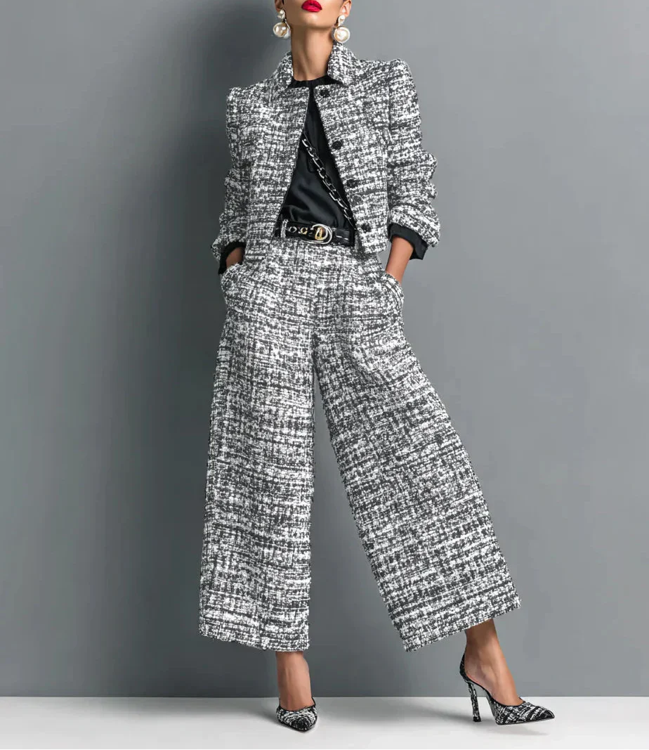Conjunto elegante de chaqueta y pantalón