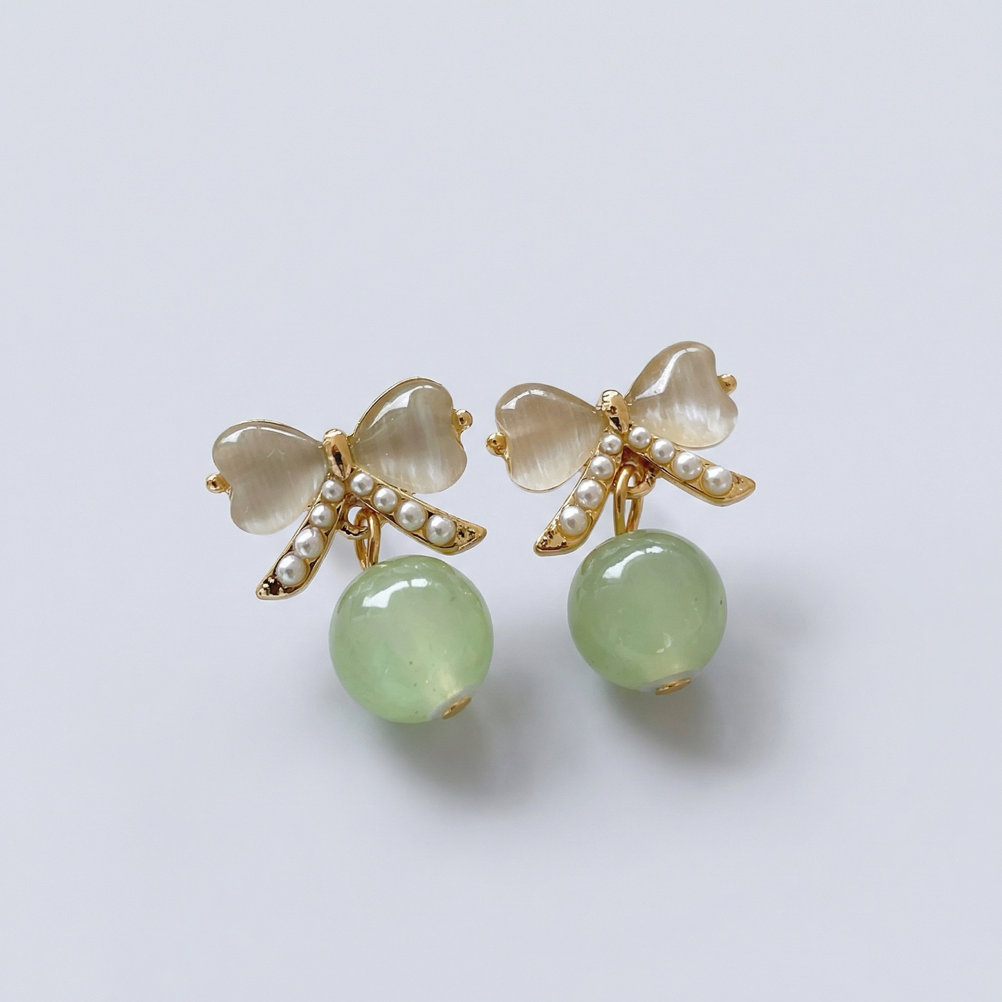 Aretes vintage con lazo