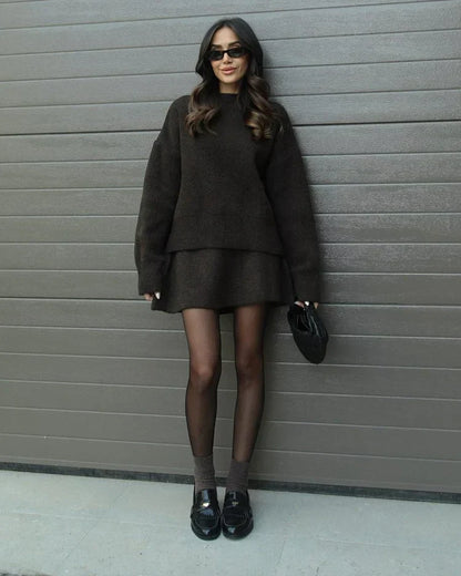 Lara - Conjunto de otoño de punto con jersey y falda