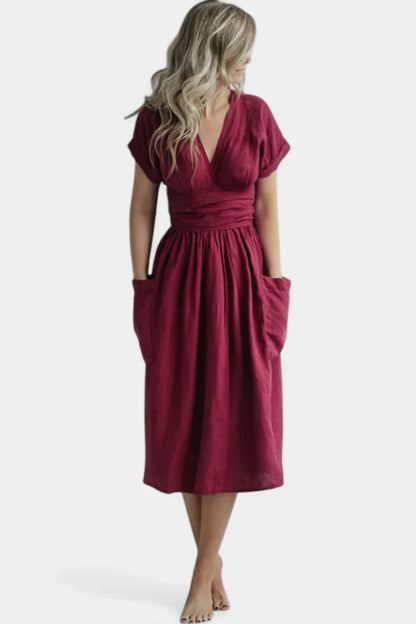 Elegante vestido con escote en V