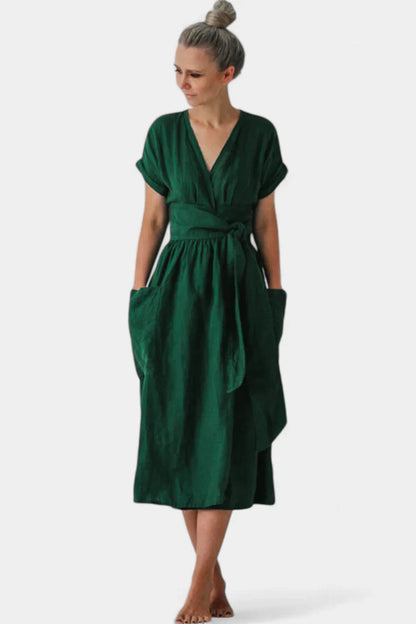 Elegante vestido con escote en V