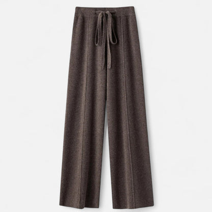 Pantalones con corte relajado